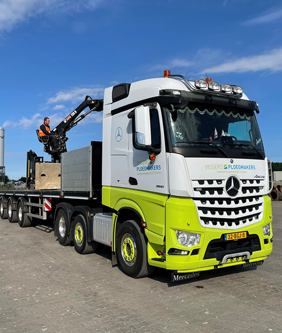 logistiek vrachtwagen infrahub